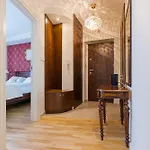 아파트 Shortstaypoland Nowy Swiat B99
