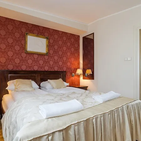 Shortstaypoland Nowy Swiat B99