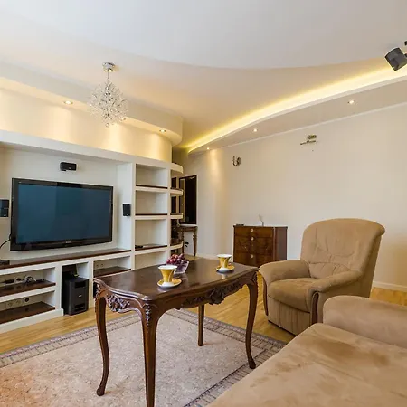 Apartment Shortstaypoland Nowy Swiat B99