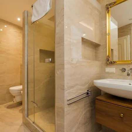 Shortstaypoland Nowy Swiat B99 Warsaw